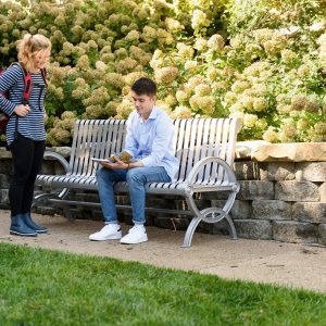 Commercial Park Benches: Combining Durability with Aesthetics icon